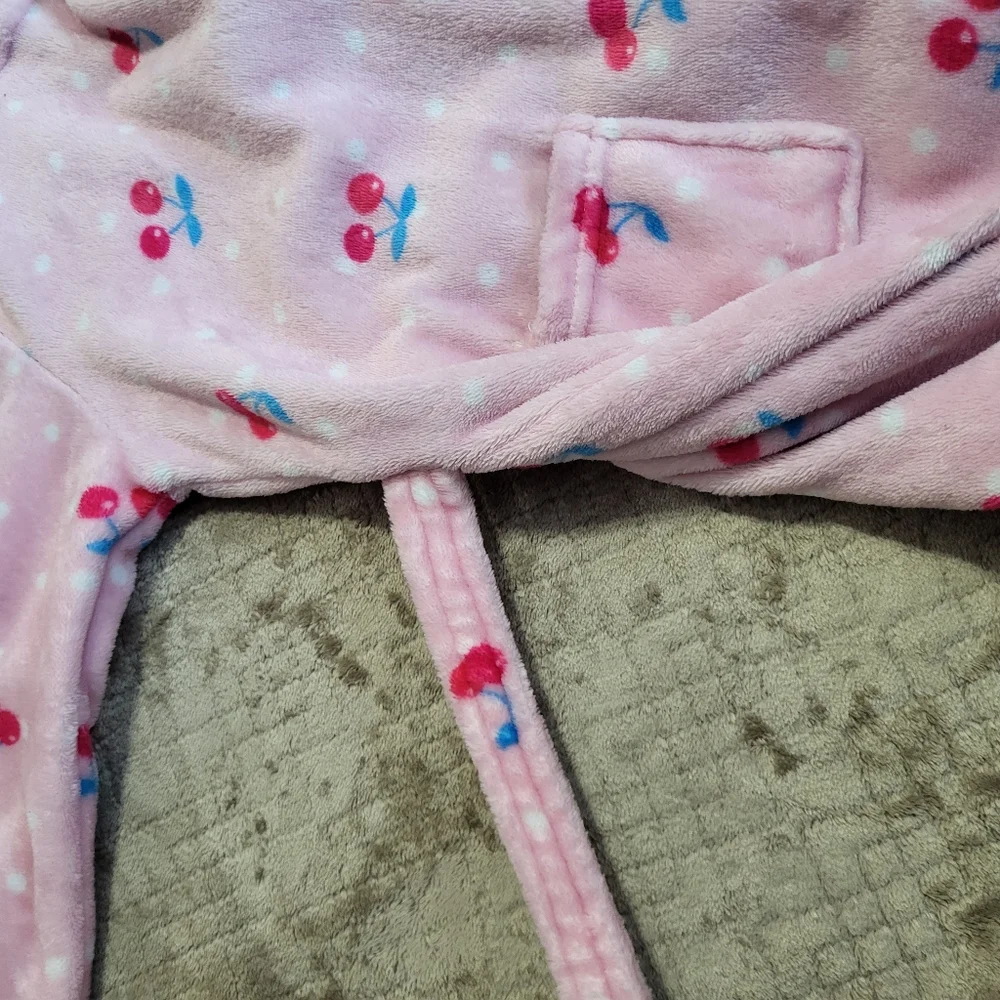 Soft Plush Hooded Robe Sleepwear for Girls‎ Cherry